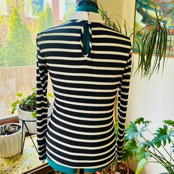 Trina Turk Navy and White Stripe Shirt with Collar Metallic Size Small - Picture 3 of 5